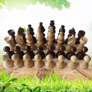 New beaufiful handcraft hazel wood chess pieces King 3.11 inch or 7.9 cm brown