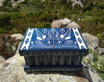 Big wooden magic jewelry puzzle box blue hidden key secret opening storage brain teaser treasure trinket case drawer interesting gift toy