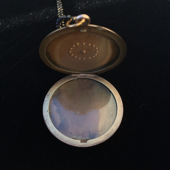 Unique Art Deco Gold-Filled Locket with Ring of P… - image 3