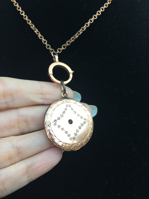 Antique Locket: Gold filled Art Deco Hexagon Lock… - image 3