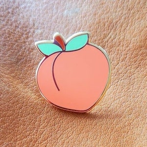Peach emoji keyring hotsell