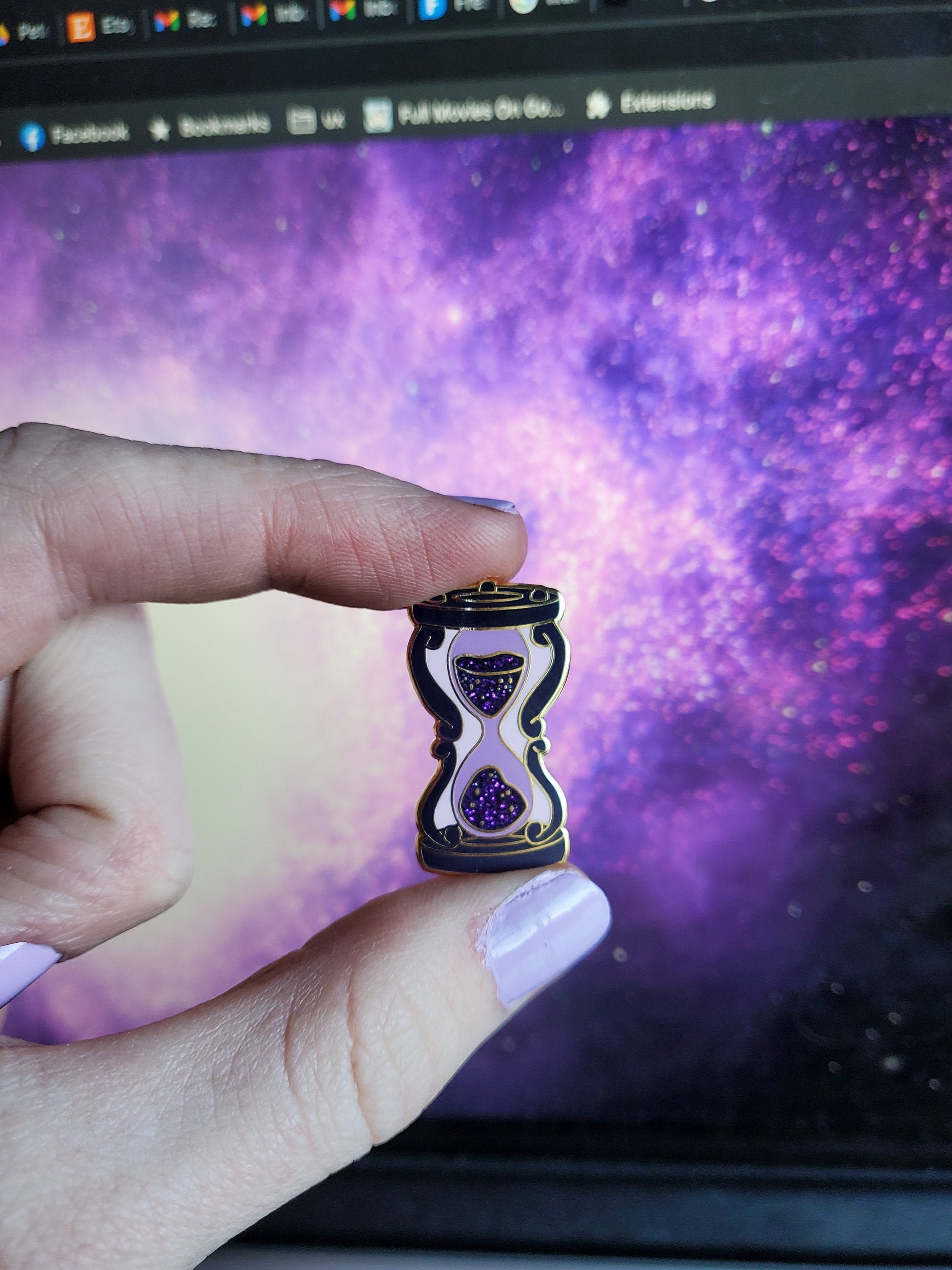 Enamel Pins - Hourglass Mystical Glitter Design Enamel Pin