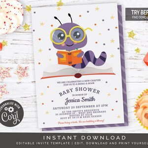 Puede incluir: Un gusano de libro morado con gafas sosteniendo un libro.  Invitación a un baby shower con un esquema de color morado, naranja y amarillo. El texto dice "Estamos celebrando un nuevo capítulo. Únase a nosotros para un baby shower de traer un libro en honor a Jessica Smith. Sábado 20 de septiembre a las 2 PM en la residencia de los Smith, 30 Address St - West End Brisbane.  Organizado por Julia.  RSVP antes del 09/10 XXXX-XXXXXX. Por favor, traiga un libro. Estamos construyendo una biblioteca!"