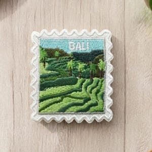 Bali Indonesia Patch – Travel Iron On Wanderer Souvenir Pin Collector