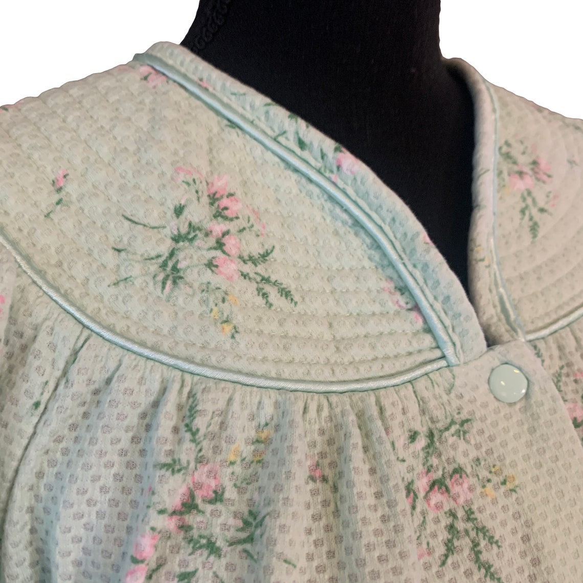 Vintage snap front quilted housecoat. 1970's housedress. Etsy