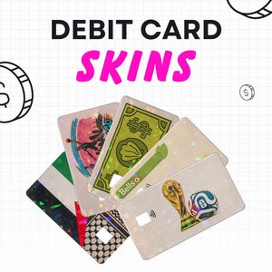 Op de afbeelding: Een collectie debitcard-stickers met diverse ontwerpen, waaronder een basketbalspeler, een groen valutamotief, een spel-thema kaart met de tekst Bells en een voetbaltrofee. De kaarten zijn voorzien van een holografische afwerking.
