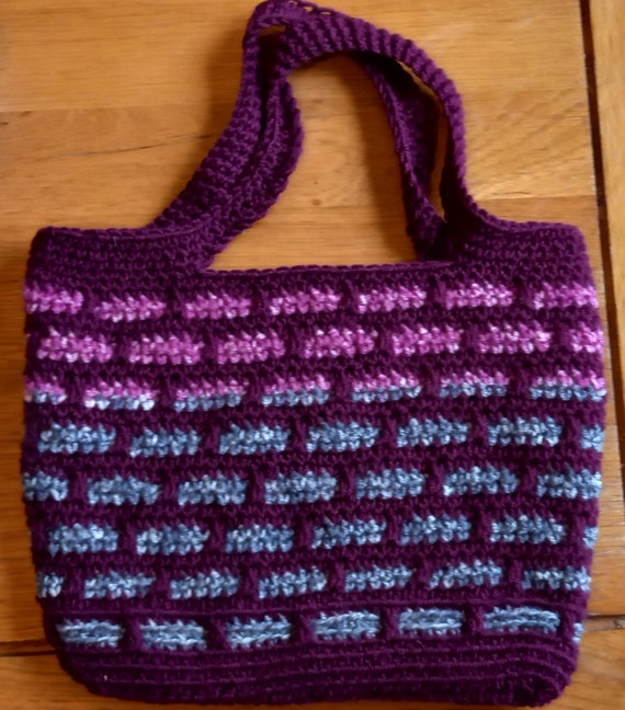 Crochet mosaic brick pattern bag