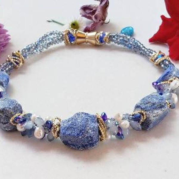 Lapis Lazuli Necklace, Crystal Necklace, Short Necklace, Stone Necklace, Statement Piece, Women Necklace, Chunky Necklace