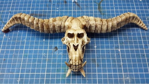 Horned Ape Skull With Articulated Jaw1/6 Scale - Etsy