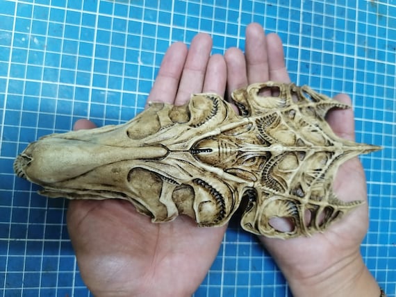 Alien Queen Skull 