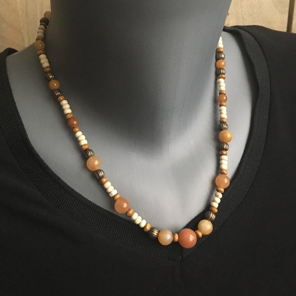 Collier perles bois et pierres d’Agate orange, jaune, marron clair, blanc, bronze