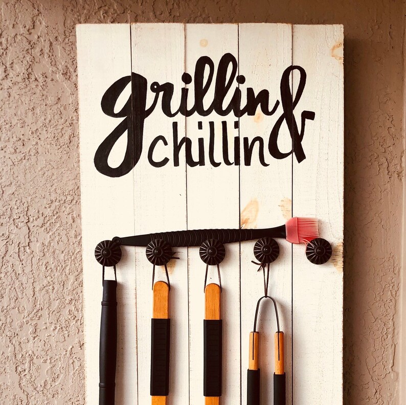 Download Bbq sign Grillin and Chillin bbq svg barbeque svg bbg sign ...