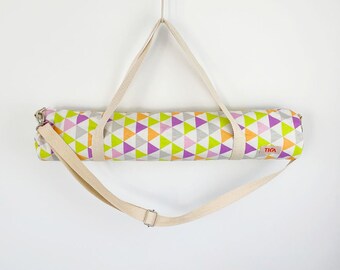 Yoga bag - Pistachio Pyramid - For mat - With zipper - With pocket - For pilates - For vegans - Handmade gift with cotton