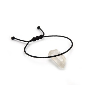 Braccialetto in corda semplice nera | Cordoncino morbido sottile da 2 mm | Intrecciato con filo cerato | Regolabile, unisex e resistente all'acqua | #1