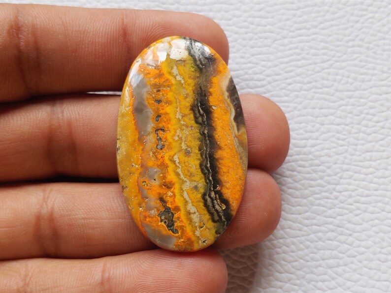 Beautiful Bumble Bee Gemstone 45X27X5 mm Loose Oval Shape Jewelry Making Stone Natural Bumble Bee Cabochon