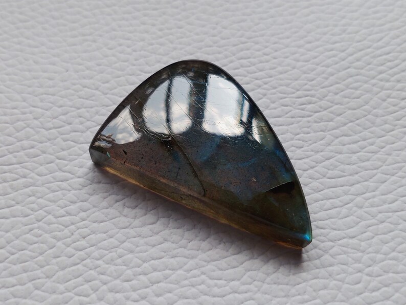 Glowing Flashy Labradorite Gemstone Cabochon 37X25X7 mm Fancy Shape Use For All Type Jewelry Labradorite Cabochon Gemstone
