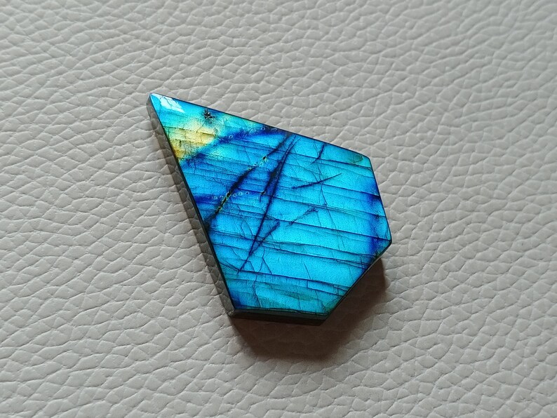 Flashy Blue Labradorite , Diamond Shape Designer Jewelry Stone (38X29X7 ...
