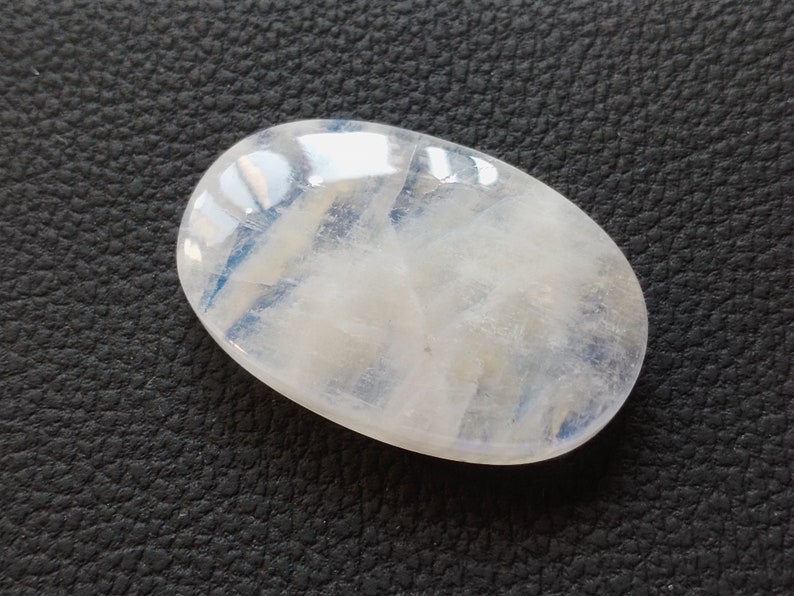 36X23X7 mm Natural Rainbow Moonstone Gemstone Oval Shape For Jewelry Making Stone Natural Rainbow Moonstone Cabochon