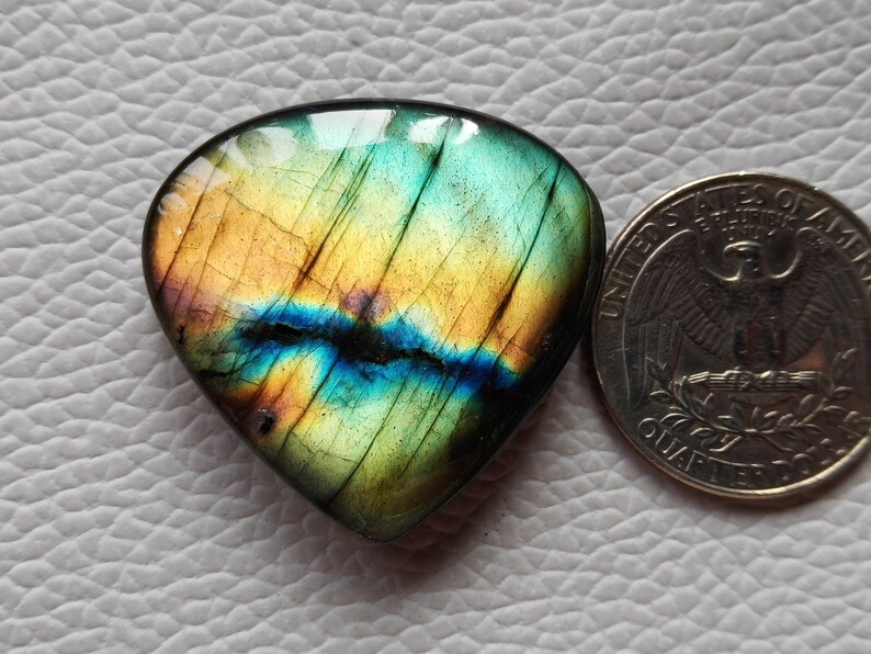 Attractive Flashy Labradorite Gemstone 32X31X8 mm Teardrop Shape For Jewelry Making Loose Labradorite Cabochon