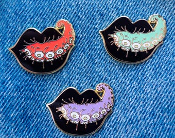 Mutant mouth gold enamel pin