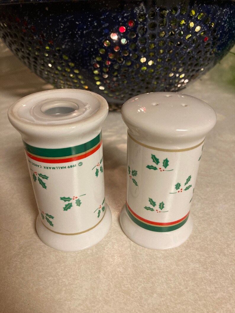 Vintage Hallmark 1989 salt and pepper shakers with holly Etsy