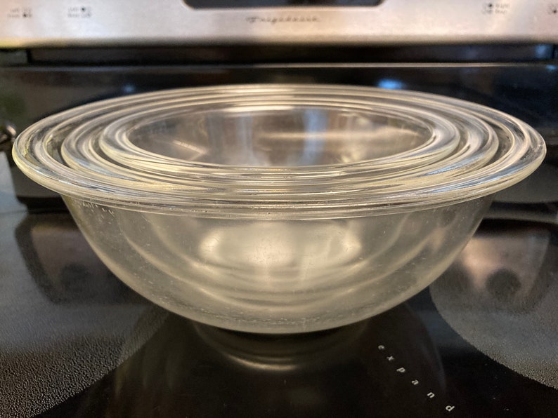clear glass nesting bowls