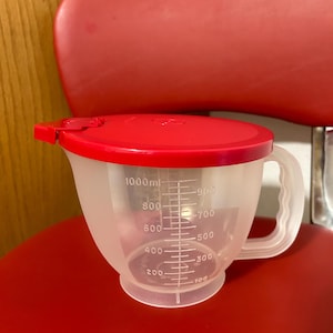 Tupperware 4 cup 1000ml Mix-N-Store 1288 Measuring Cup Pitcher Batter Bowl and Lid