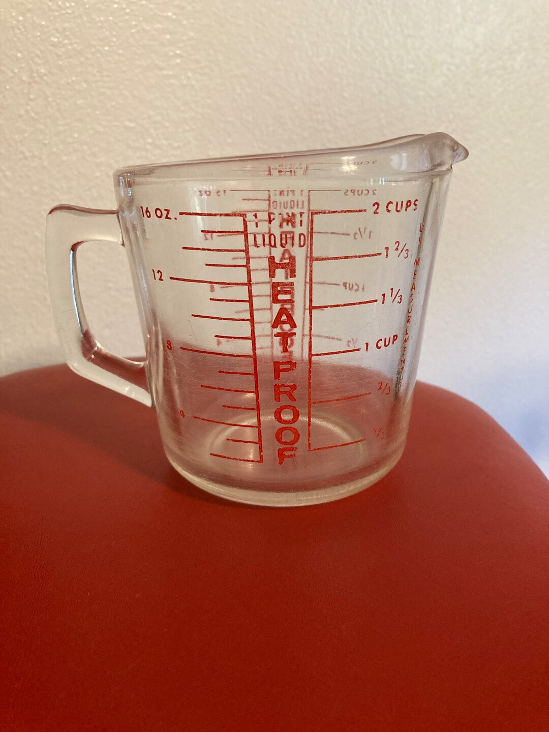 Vintage Pyrex Measuring cups 2 Red Letters clear glass