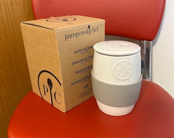 Ceramic Egg Cooker Pampered Chef Model Number 1529 Microwave Egg Cooker, The Pampered Chef