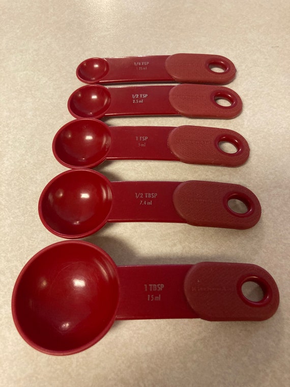 KitchenAid Measuring Set Red