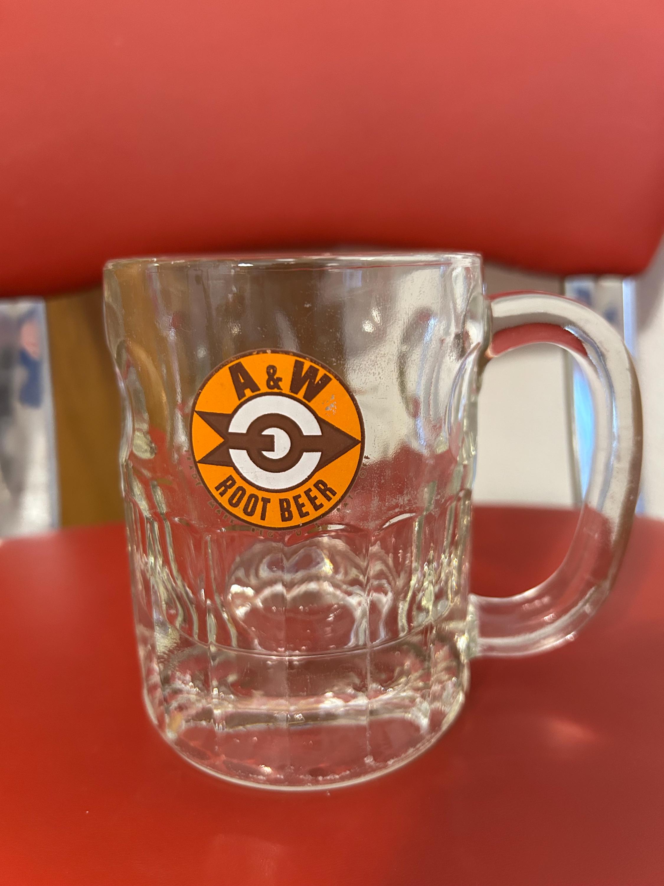 【絶版・稀少】gap PRESS 1995-1996 A&W VOL.4 Vintage A&W Root Beer 4 1/4 Inch Heavy Dimpled Glass Mug With