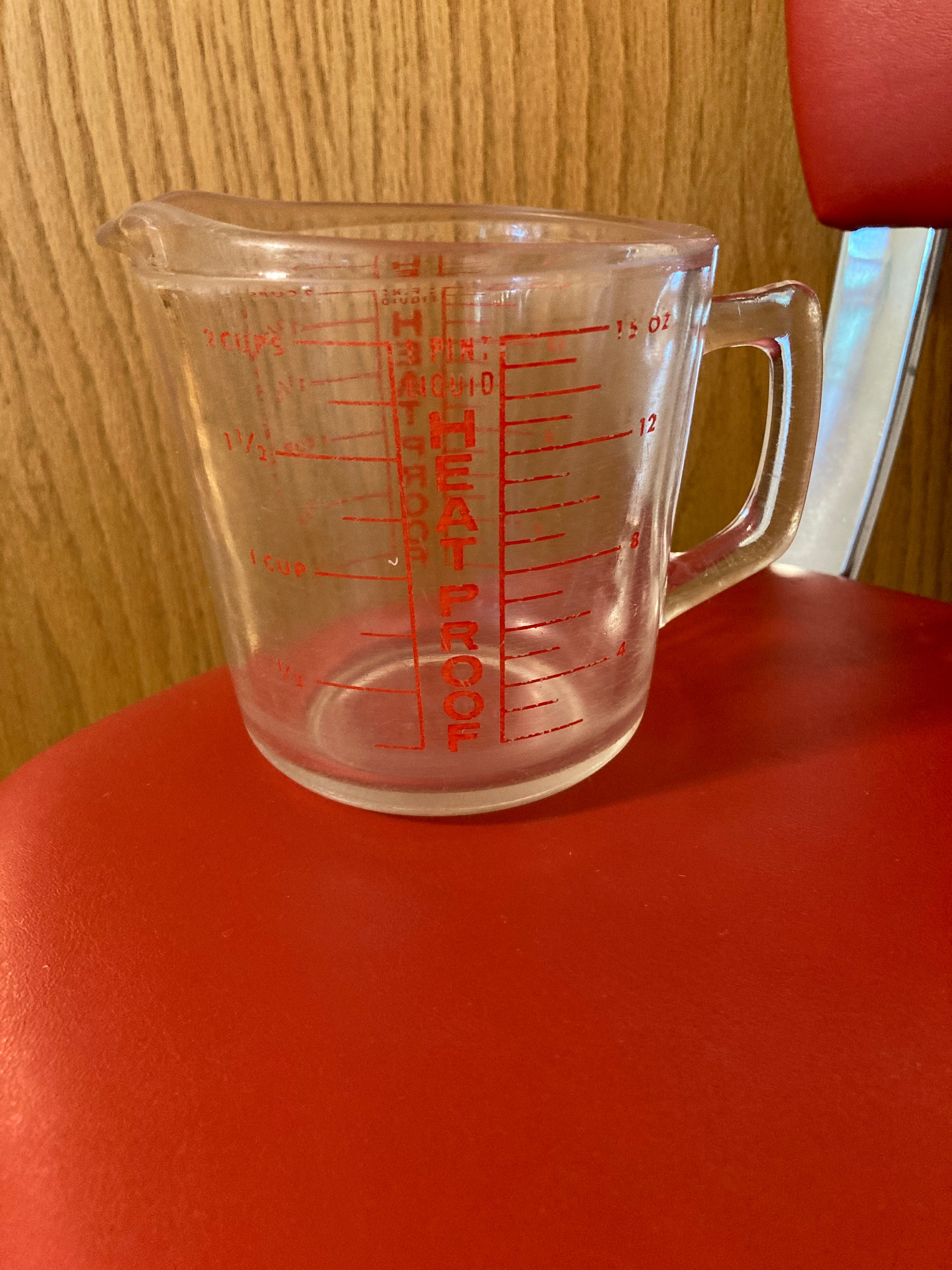 Vintage Heat Proof Glass 1 Pint Liquid Glass Measuring 2 Cup With
