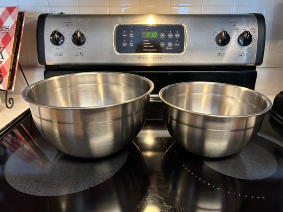 Cuisinart Stainless Steel Mixing Bowl Set of 2, Stainless Steel