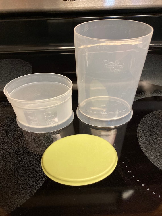 The Pampered Chef Measure and Store Clear Plastic Measure Cup and Container  With Green Lid, 3 Piece Measure and Store 