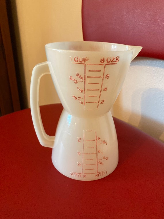 Vintage Tupperware 1 Cup/8 Ounce Two Sided Wet/dry Measuring 