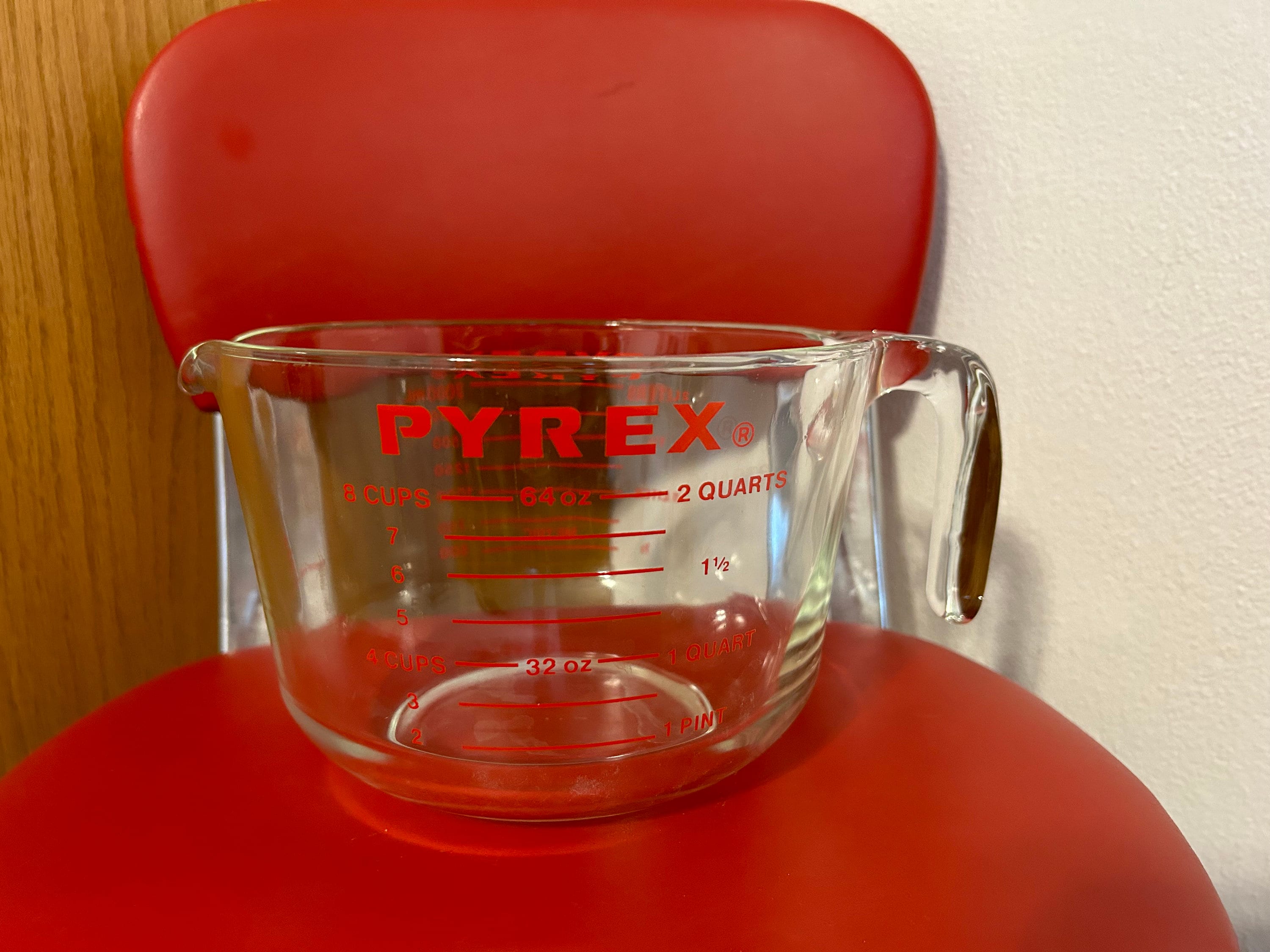 Vintage Pyrex Measuring cups 2 Red Letters clear glass - Collectors in the  House