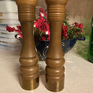 Vintage NASCO Wood Salt Shaker and Pepper Grinder, vintage salt and pepper, Made in Japan