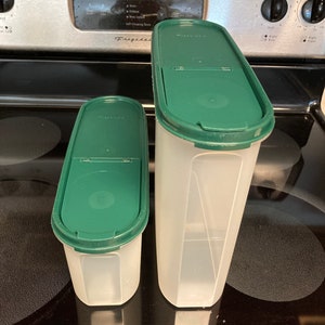 Tupperware Modular Mates Oval Storage Containers 2400B-2 and 2351D-1 with Hunter Green Seals, set of Tupperware modular mates
