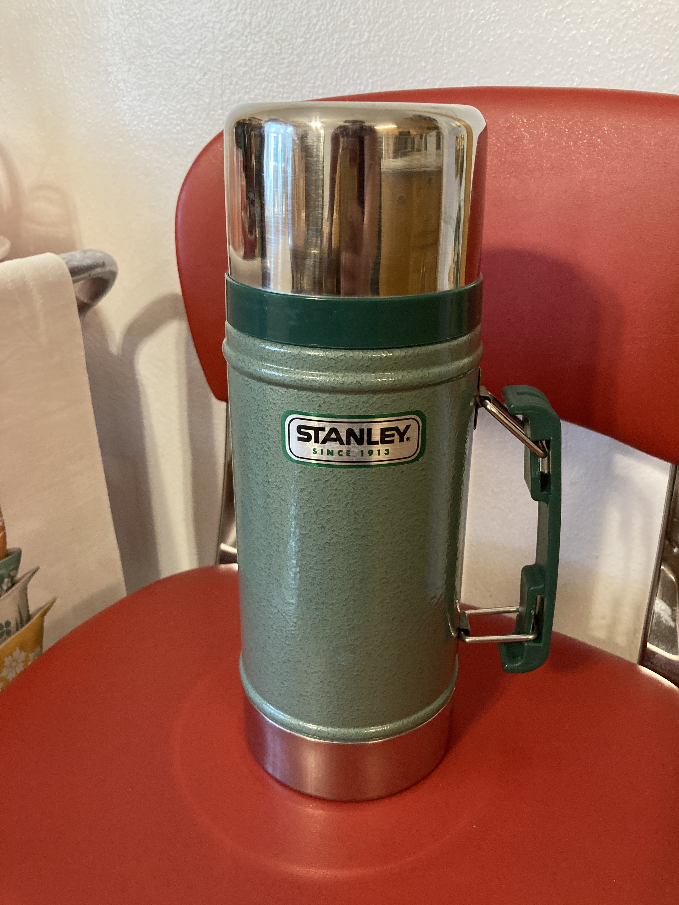 Vintage Aladdin Stanley Thermos 24 Oz Wide Mouth Green Vacuum Bottle A1350B