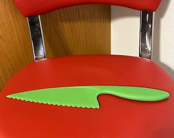 Pampered Chef Nylon Knife  #1076 Sea Green Serrated Lettuce Cutter