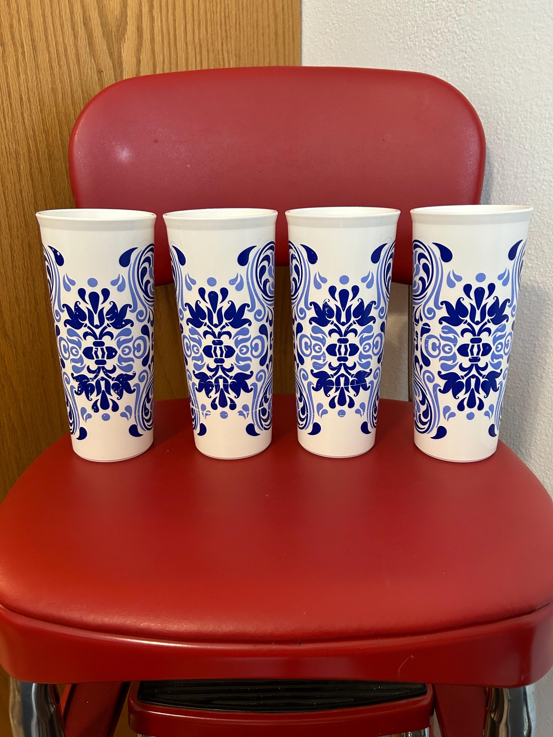 Tupperware Set of 4 Straight Sided Tumblers 16oz Talavera Blue