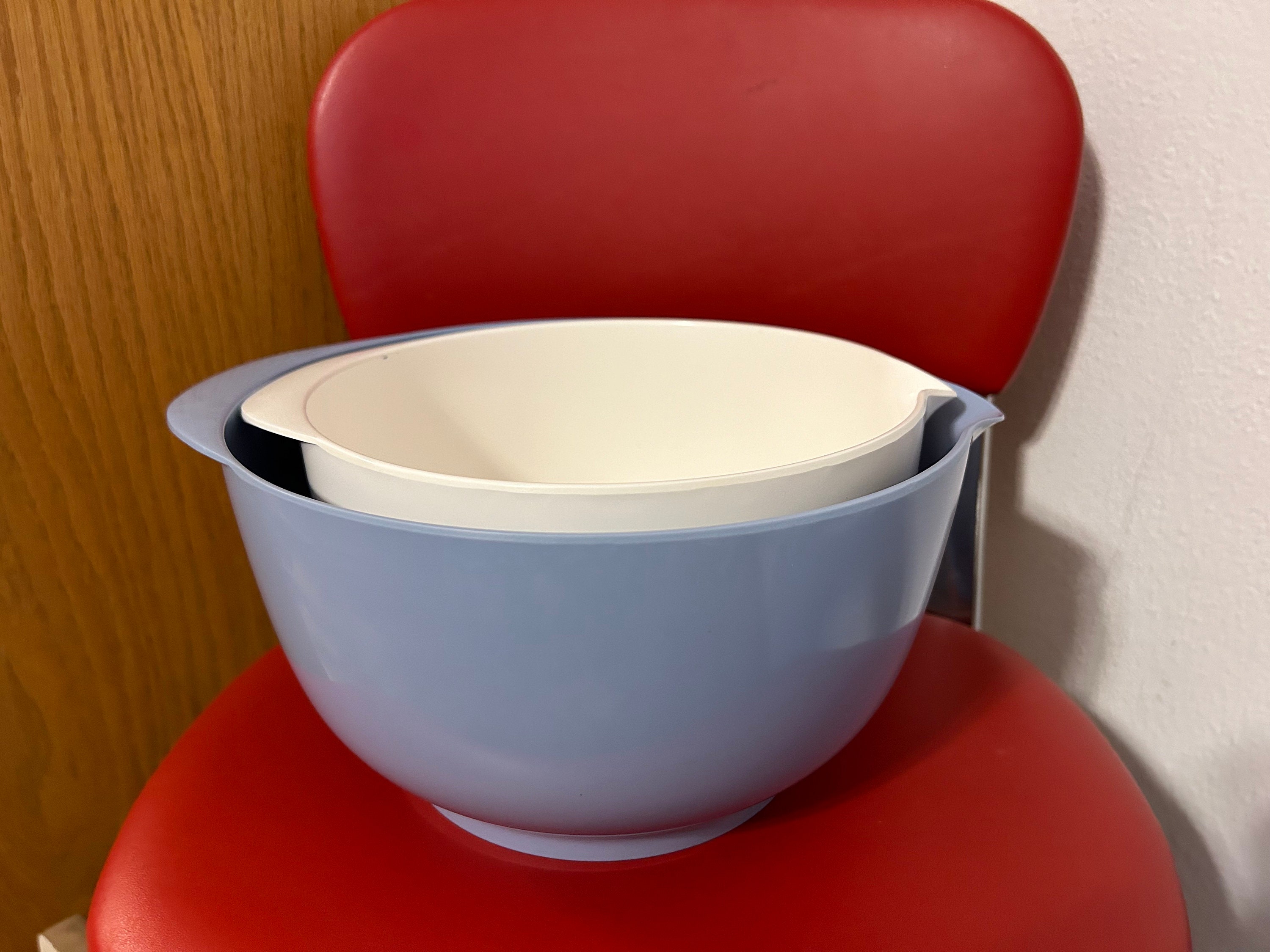 2.5 Liter Melamine Mixing Bowl :: Hutzler Manufacturing Company :: Products