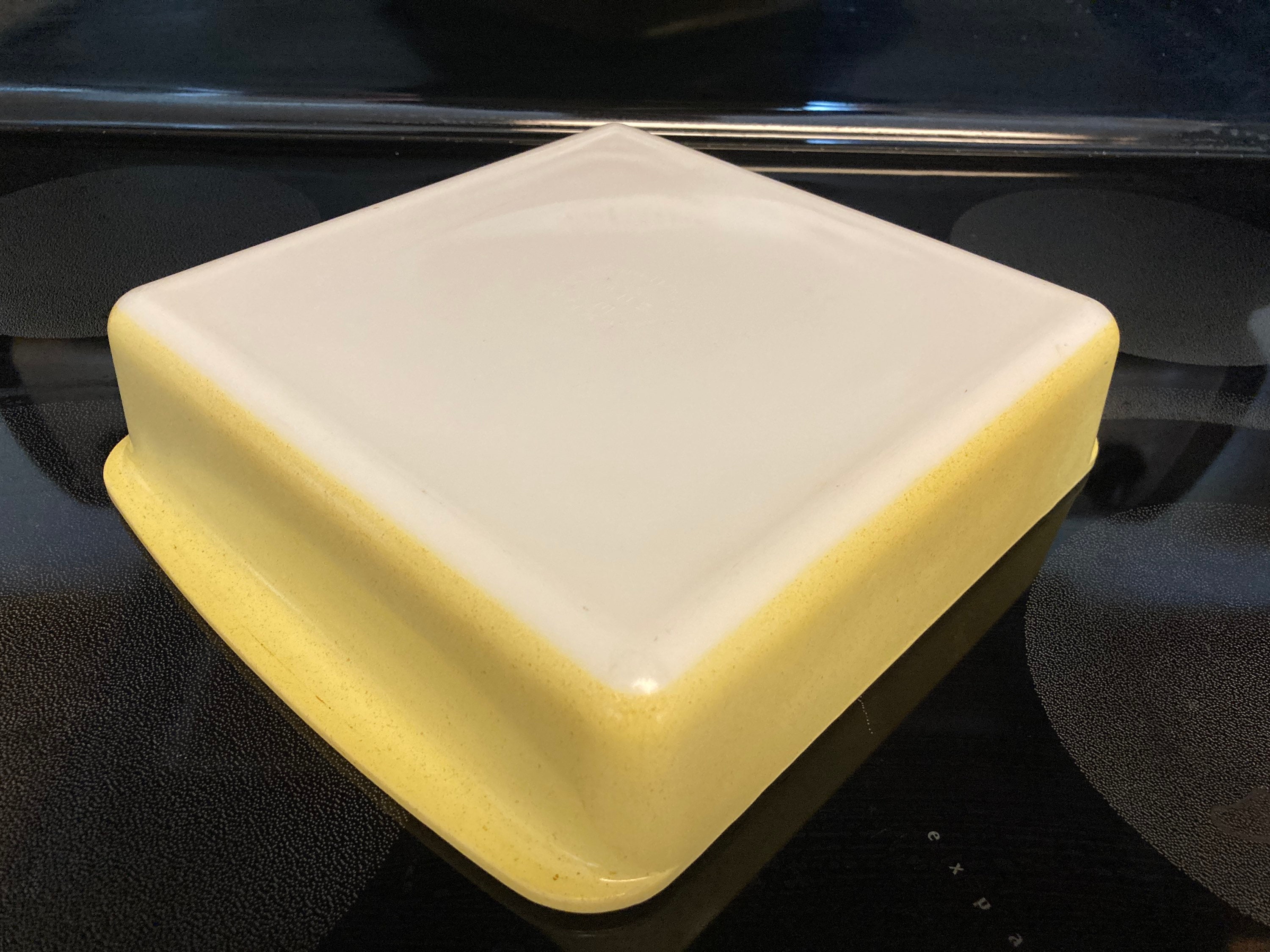 Vintage Pyrex 8x8 Bright Yellow Baking Dish – The Cupboard Shop NJ