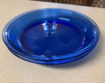 blue pyrex pie plate