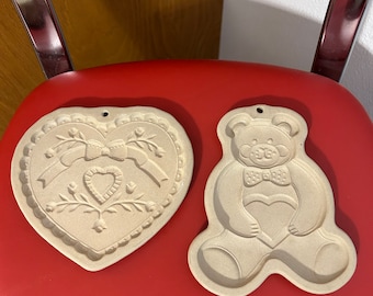 The Pampered Chef Teddy Bear Clay Cookie Mold and Sweet Heart 1991 1992