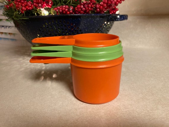 Vintage Tupperware Measuring Cups Set of 4 Orange