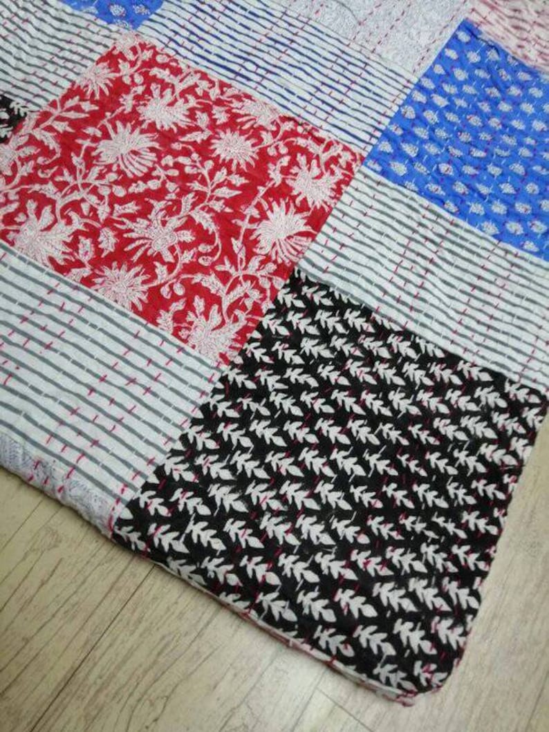 Decorative Quilting Blanket Bedspread Throw Smooth Touch with Fine Fabric Queen Size 108x90inches A New Beautiful Patchwork Kantha Quilt