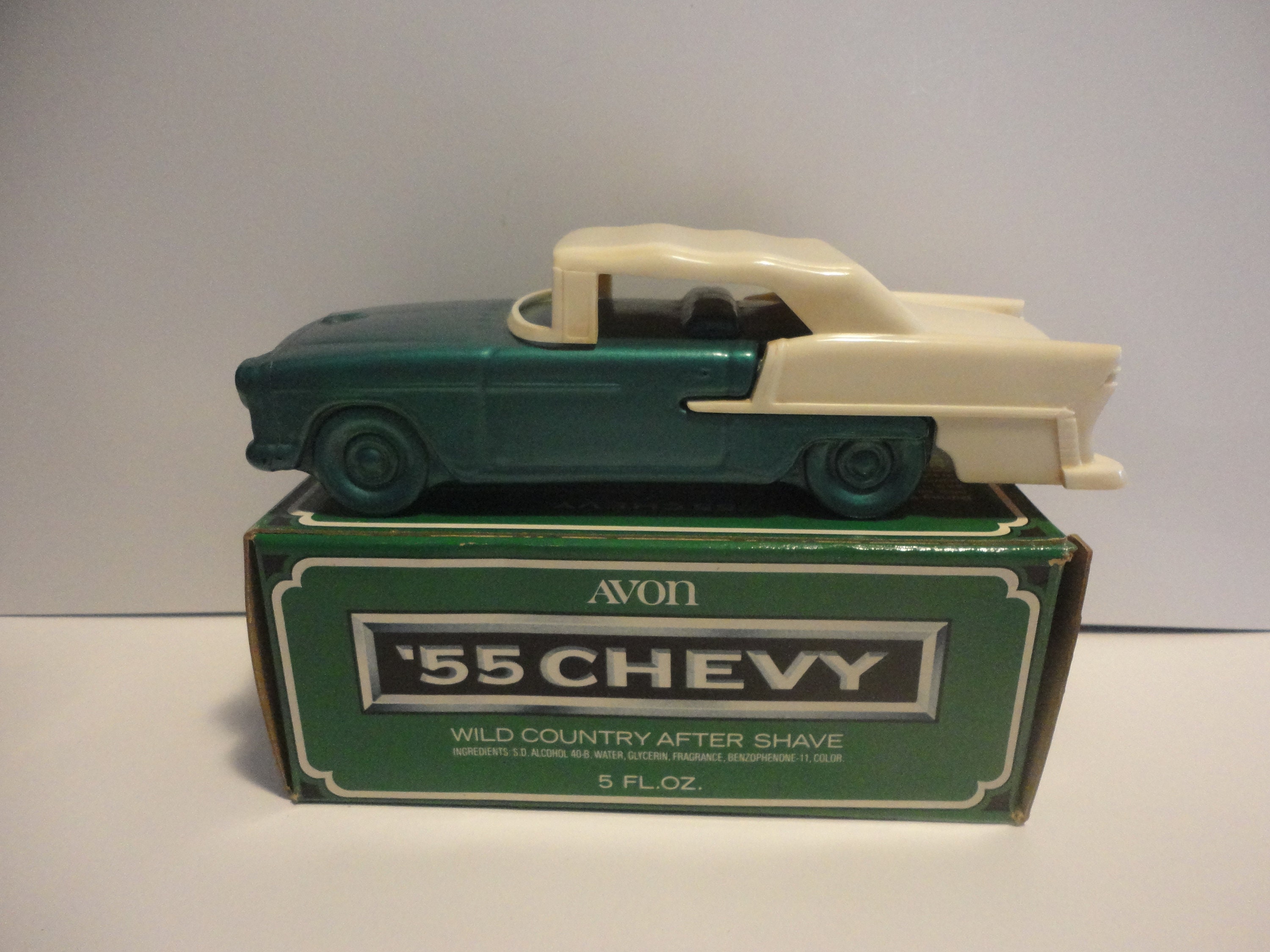 Avon '55 Chevy Decanter With Wild Country After Shave,collectible