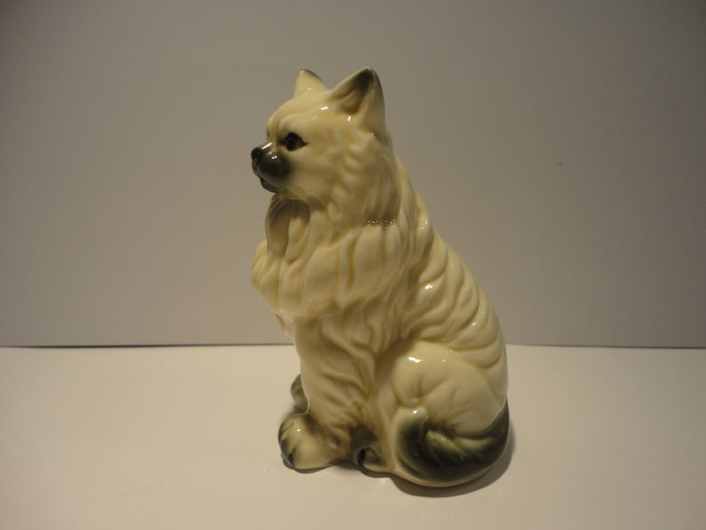 Porcelain Cream and Black Persian Cat Figurine,Collectible Cat Figurine,Cream and Black Cat Figurine,Vintage Porcelain Persian Cat figurine