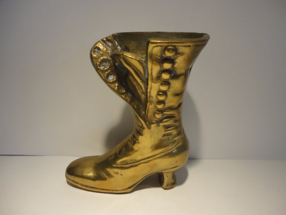 Beautiful Brass Lace up Women display picture 3